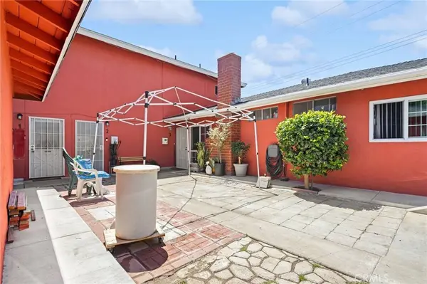 812 N Mallard, Orange, CA 92867