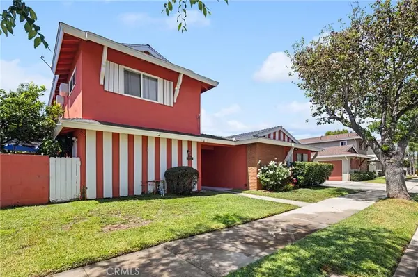 812 N Mallard, Orange, CA 92867