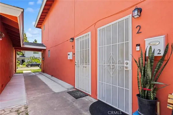 812 N Mallard, Orange, CA 92867