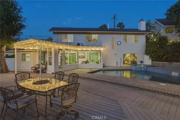 17132 Oak View, Encino, CA 91316