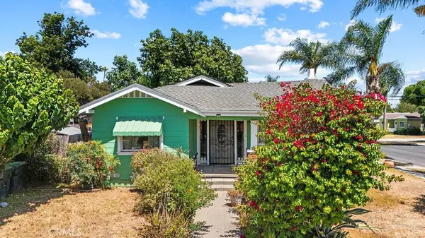 405 W Mcfadden, Santa Ana, CA 92707
