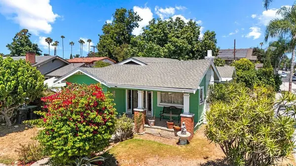 405 W Mcfadden, Santa Ana, CA 92707