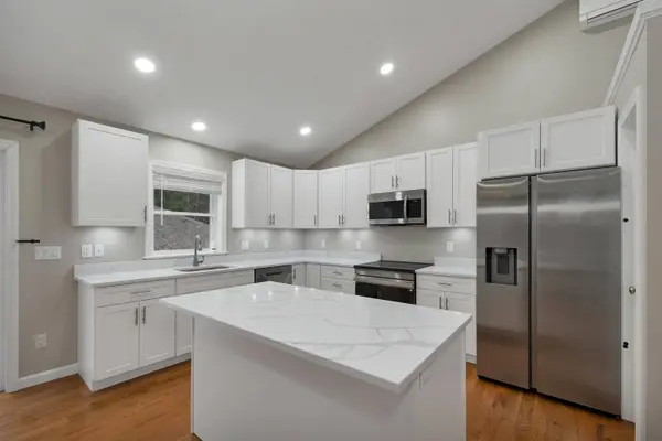 145 Ossipee Mountain RD, Ossipee, NH 03814