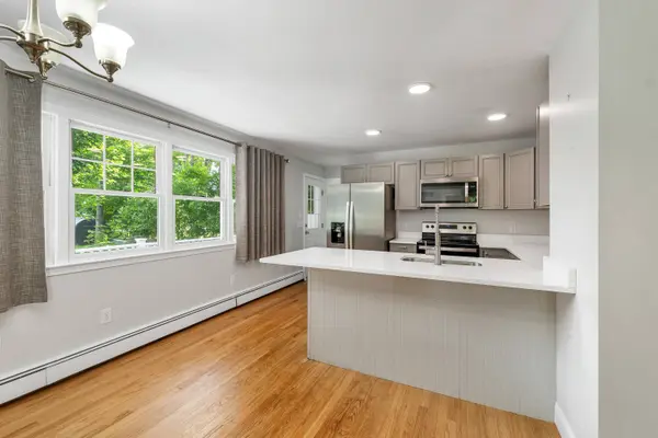 5 Joy ST, Sanford, ME 04083