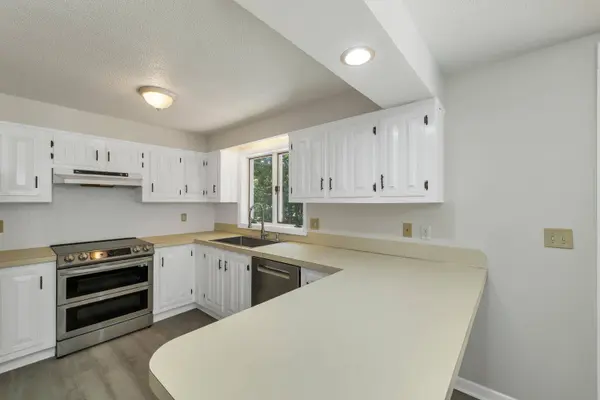 350 Duck Pond RD, Westbrook, ME 04092