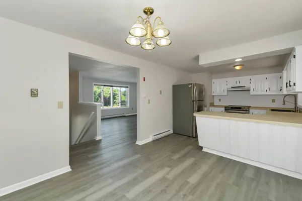 350 Duck Pond RD, Westbrook, ME 04092