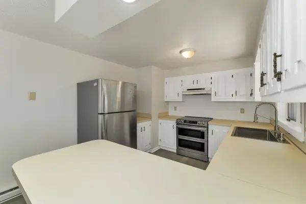 350 Duck Pond RD, Westbrook, ME 04092