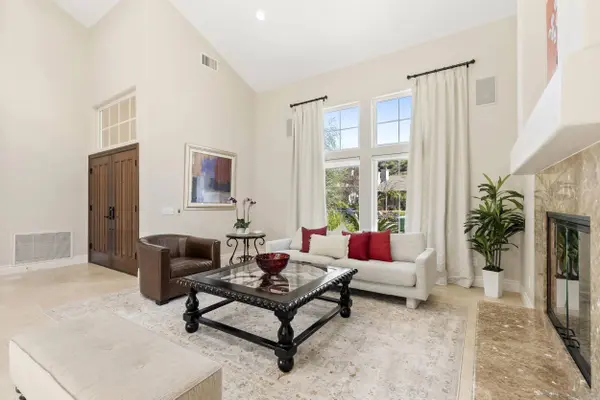 18658 Locksley St, San Diego, CA 92128