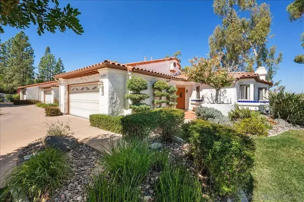 12202 Paseo Lucido #D, San Diego, CA 92128