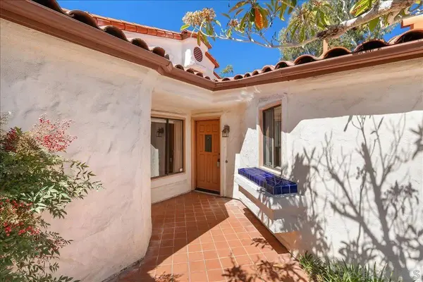 12202 Paseo Lucido #D, San Diego, CA 92128