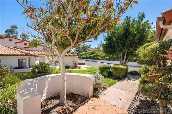 12202 Paseo Lucido #D, San Diego, CA 92128