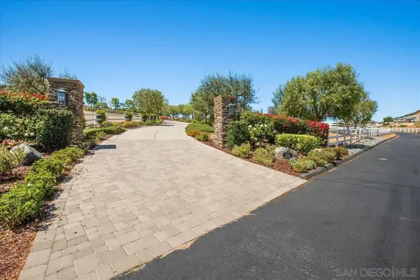 2736 Ortega Rd, Ramona, CA 92065