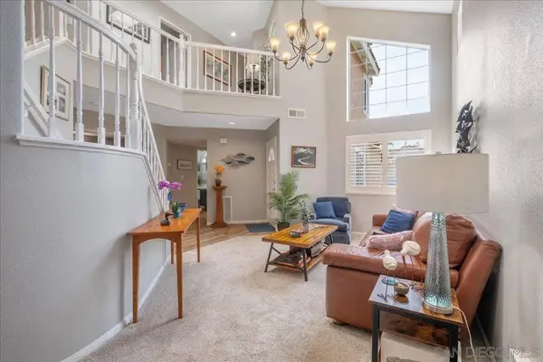 3266 San Helena Dr, Oceanside, CA 92056
