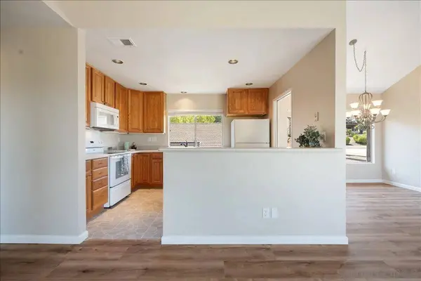 17440 Plaza Otonal, San Diego, CA 92128