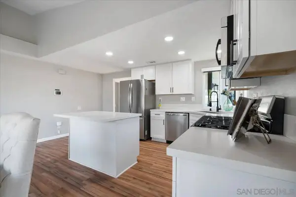 742 Foxwood, Oceanside, CA 92057