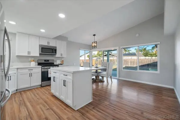 742 Foxwood, Oceanside, CA 92057