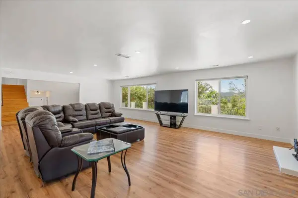 3548 Laurashawn Ln, Escondido, CA 92026