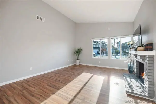 742 Foxwood, Oceanside, CA 92057