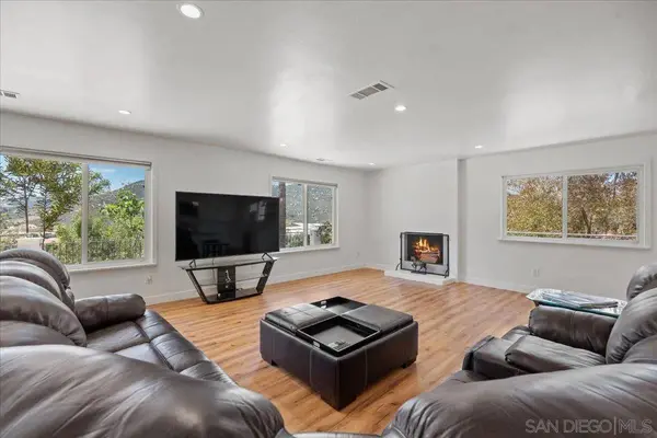 3548 Laurashawn Ln, Escondido, CA 92026