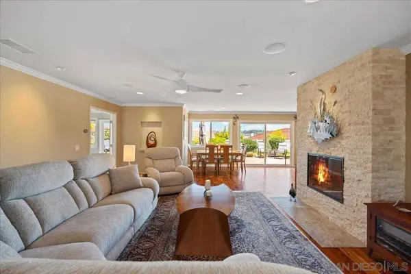 12578 Lomica Dr, San Diego, CA 92128