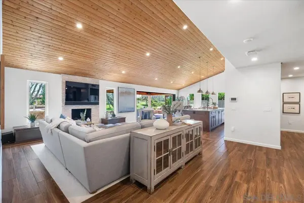 17287 Campillo Dr, San Diego, CA 92128