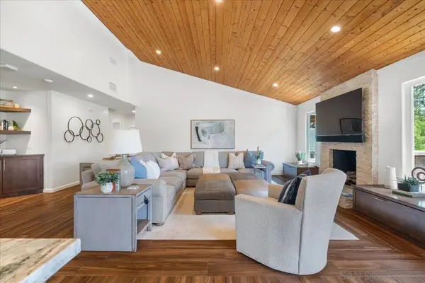 17287 Campillo Dr, San Diego, CA 92128