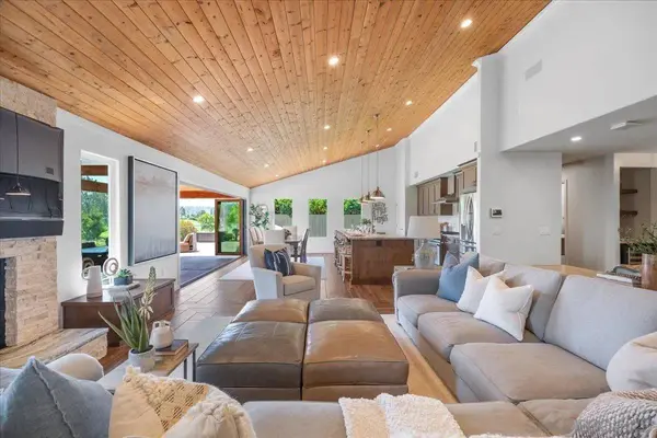 17287 Campillo Dr, San Diego, CA 92128