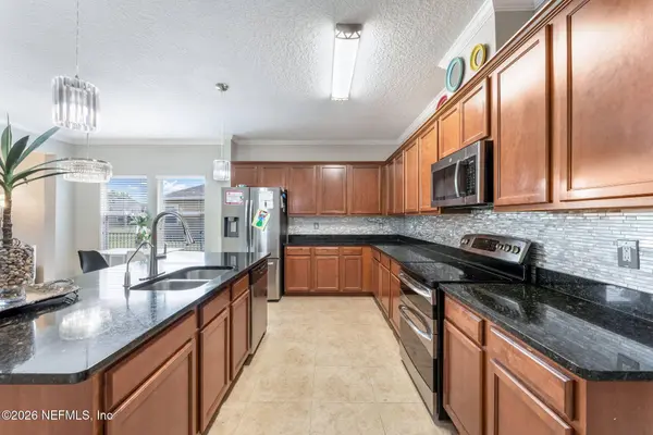 16301 DOWING CREEK DR, Jacksonville, FL 32218