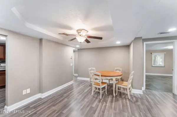 10501 WOOSTER DR, Jacksonville, FL 32218