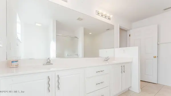 8 WHITE HURST LN, Palm Coast, FL 32164