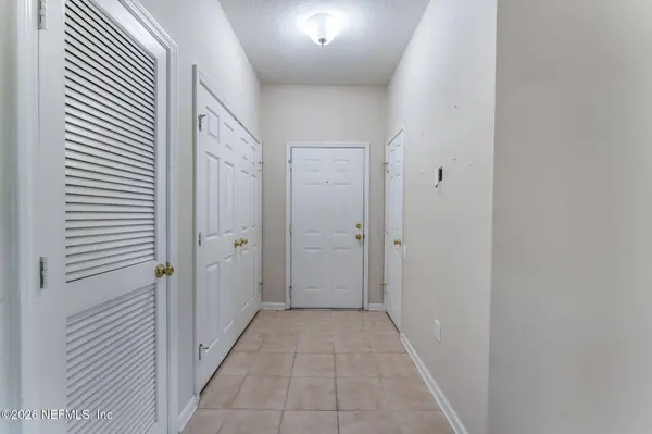 7990 BAYMEADOWS RD #1015, Jacksonville, FL 32256