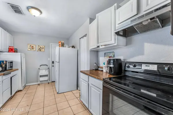 2470 VERNON ST, Jacksonville, FL 32209