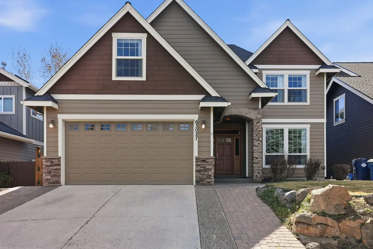 63027 Fresca St, Bend, OR 97703-1582