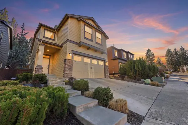 1713 NW Precision Ln, Bend, OR 97703-7760