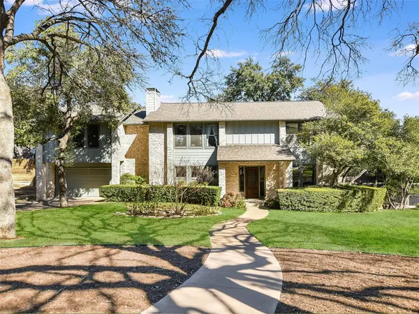 I'm One of Austin's RealTrends-Verified Top Real Estate Agents,Rebecca Pletz