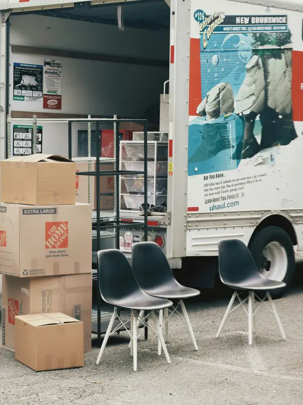Settling Into a New Home: 7 Tips to Make Your Holiday Move Easier