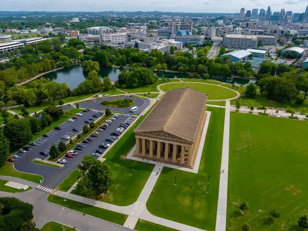 How Walkable is Shelby Hills in Nashville, TN?