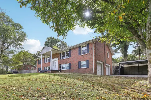 How Walkable is Donelson Hills in Nashville, TN?