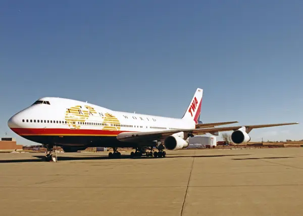 A Song @ 35,000 Feet: The Day A 92-Year-Old Passenger Stole The Hearts Of A TWA Boeing 747,Bryan Kerrigan