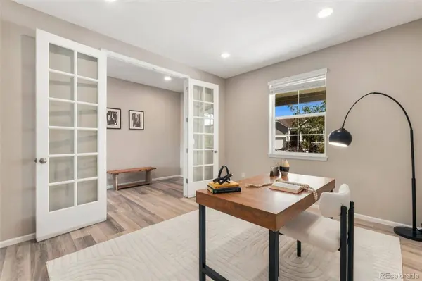 21653 E Stanford CIR, Aurora, CO 80015