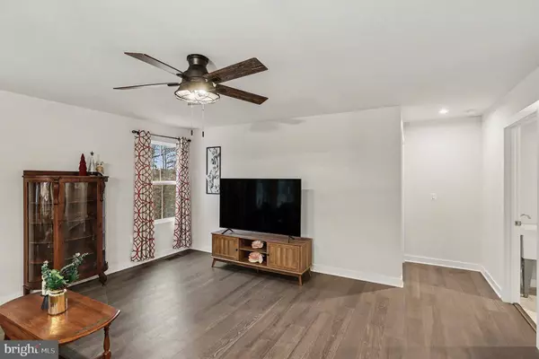 3611 TWIN LAKE BLVD, Locust Grove, VA 22508