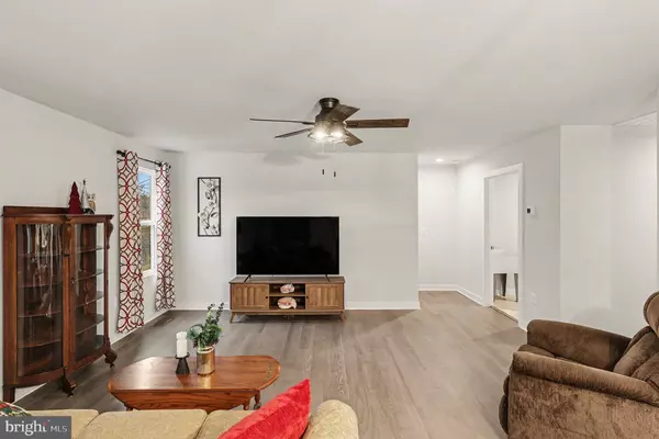 3611 TWIN LAKE BLVD, Locust Grove, VA 22508