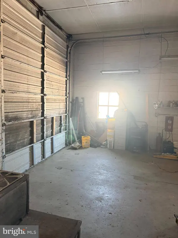 24 VIRGINIA AVE, Fredericksburg, VA 22405