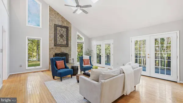 8805 PEPPERIDGE DR, Spotsylvania, VA 22553