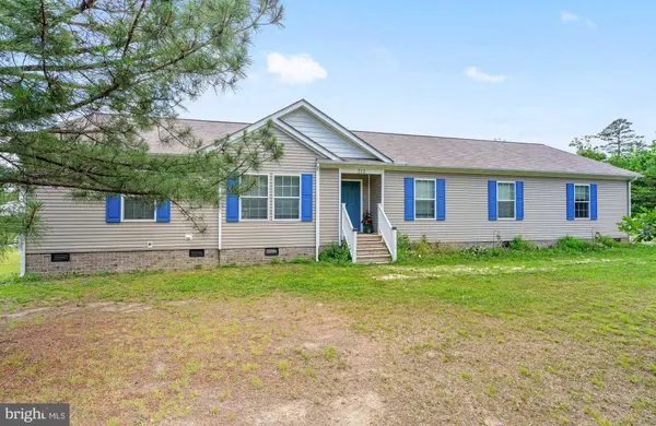 212 BRIAR CIR, Bumpass, VA 23024