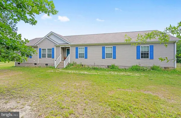 212 BRIAR CIR, Bumpass, VA 23024
