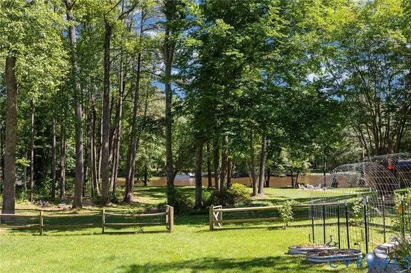 448 Lake Caroline DR, Ruther Glen, VA 22546