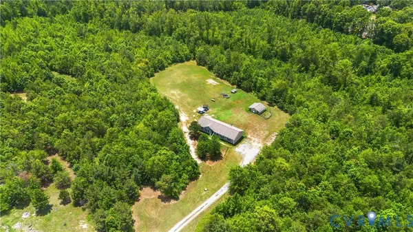212 Briar CIR, Bumpass, VA 23024