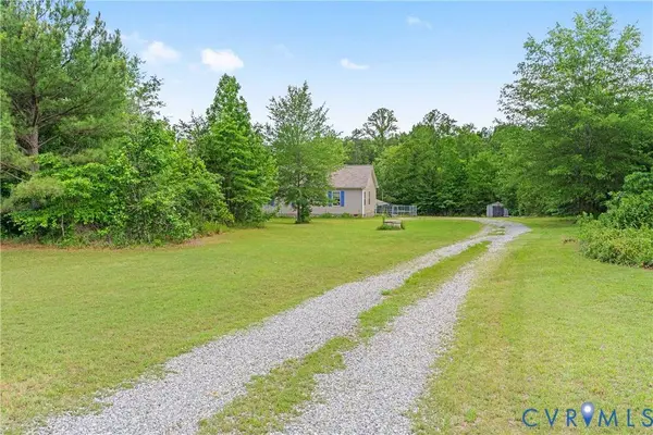 212 Briar CIR, Bumpass, VA 23024