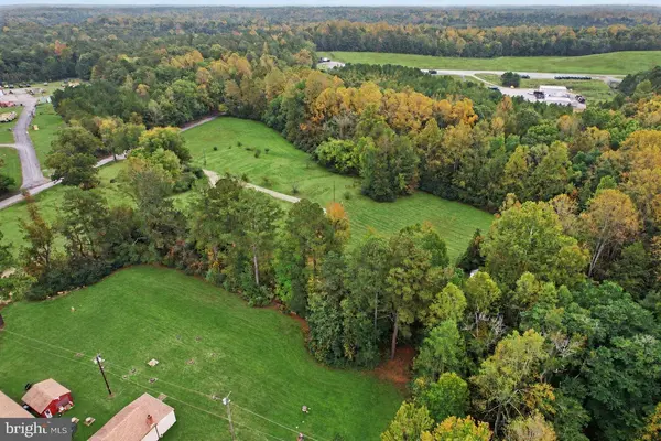 14226 ELWOOD DR, Bowling Green, VA 22427